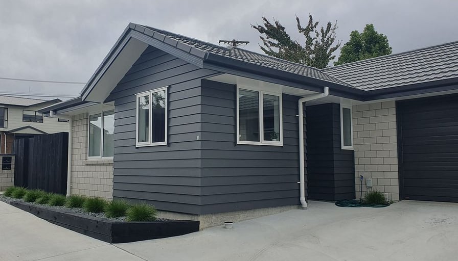 Near new! 2 bedrooms, ensuite | 1/195 Newcastle Roa... – Roomies.co.nz