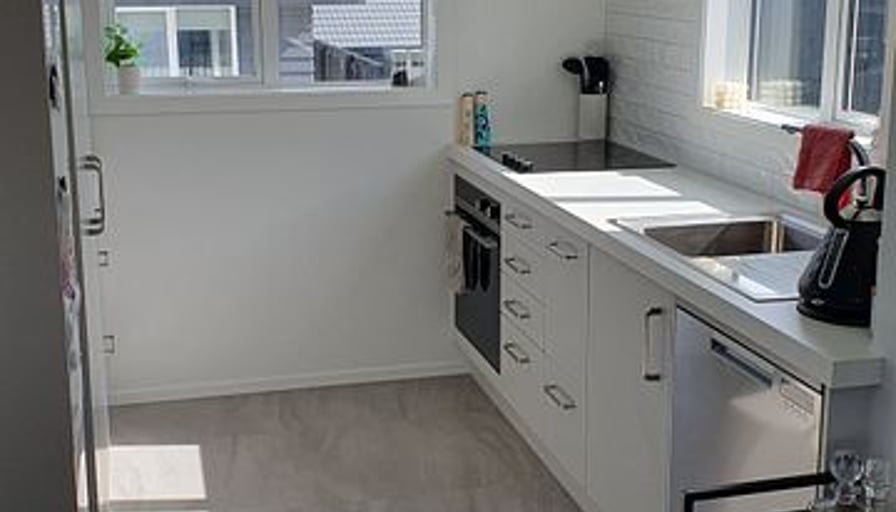 Near new! 2 bedrooms, ensuite | 1/195 Newcastle Roa... – Roomies.co.nz