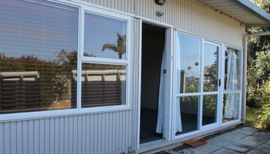 MISSION BAY CHARMER 21 Thatcher Street, Mission B... Roomies.co.nz