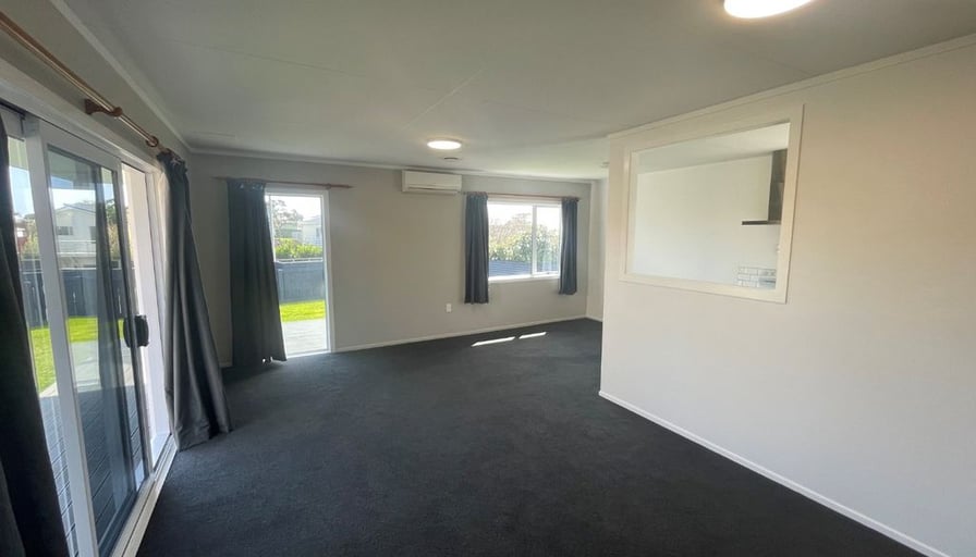 Renovated ThreeBedroom Home 6 Camellia Avenue, B... Roomies.co.nz