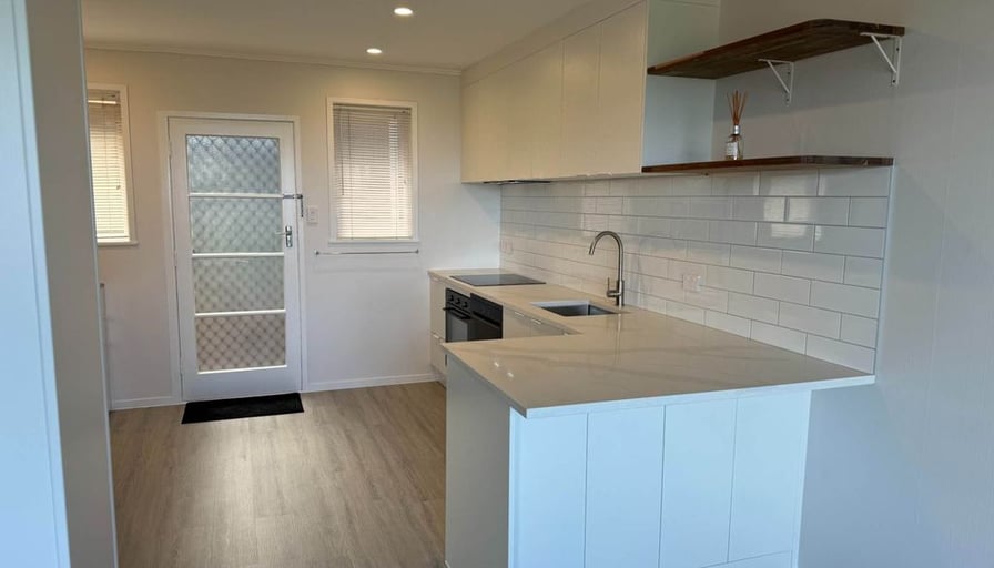 Exciting Rental, RENOVATED with NEW KITCHEN in... Roomies.co.nz