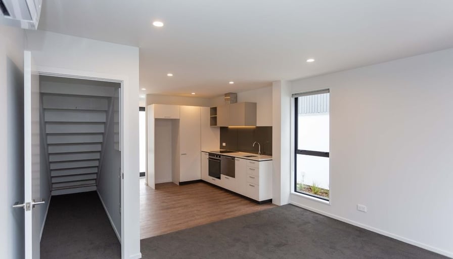 Pet Friendly Townhouse! 30 Frederick Street , Wal... Roomies.co.nz