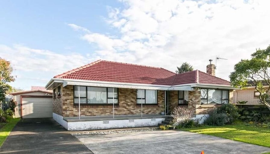Well presented family home in Mangere 8 Buckland... Roomies.co.nz