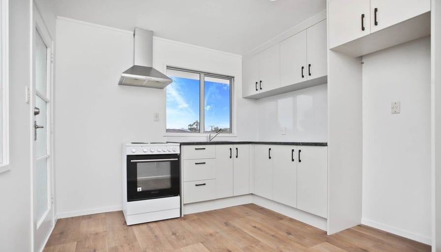 Well maintained 2 bedroom units in Sandringham 24... Roomies.co.nz
