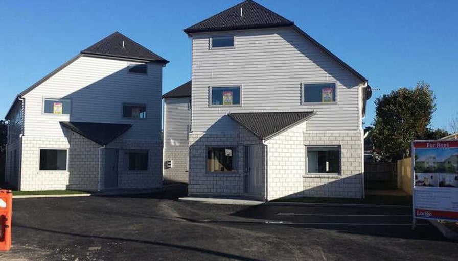 Studio Unit 7 Snead Place , Hillcrest Great val... Roomies.co.nz