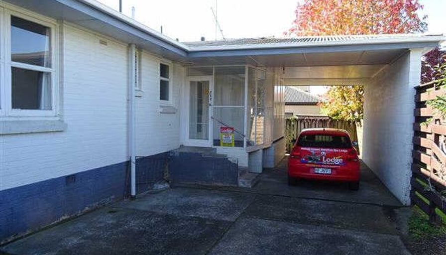 Spacious Three Bedroom Unit 37 Pembroke Street, H... Roomies.co.nz