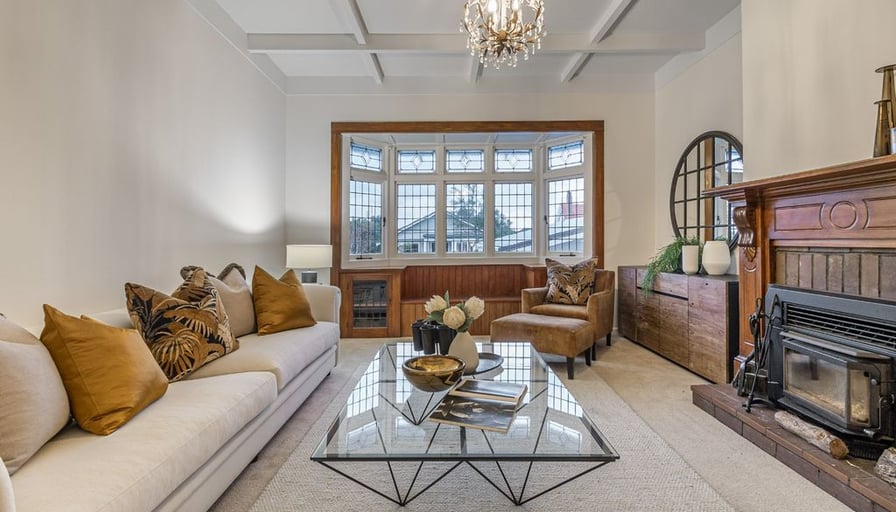 Four bedrooms plus study and three living in Epsom... Roomies.co.nz