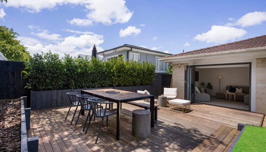 TIDY ONEHUNGA UNIT 1/135 Grey Street, Onehunga,... Roomies.co.nz