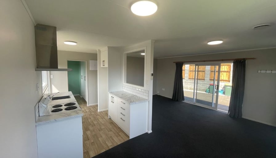 Renovated ThreeBedroom Home 6 Camellia Avenue, B... Roomies.co.nz