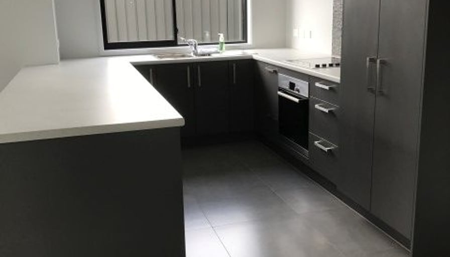 Immaculate Home In The Lakes 7 Shannon Lane, Pye... Roomies.co.nz