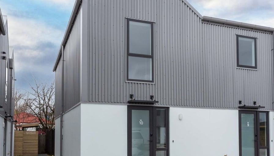 Pet Friendly Townhouse! 30 Frederick Street , Wal... Roomies.co.nz