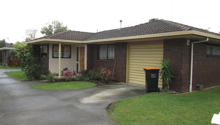 TWO BEDROOM CENTRAL 3/515 Church Street, Palme... Roomies.co.nz