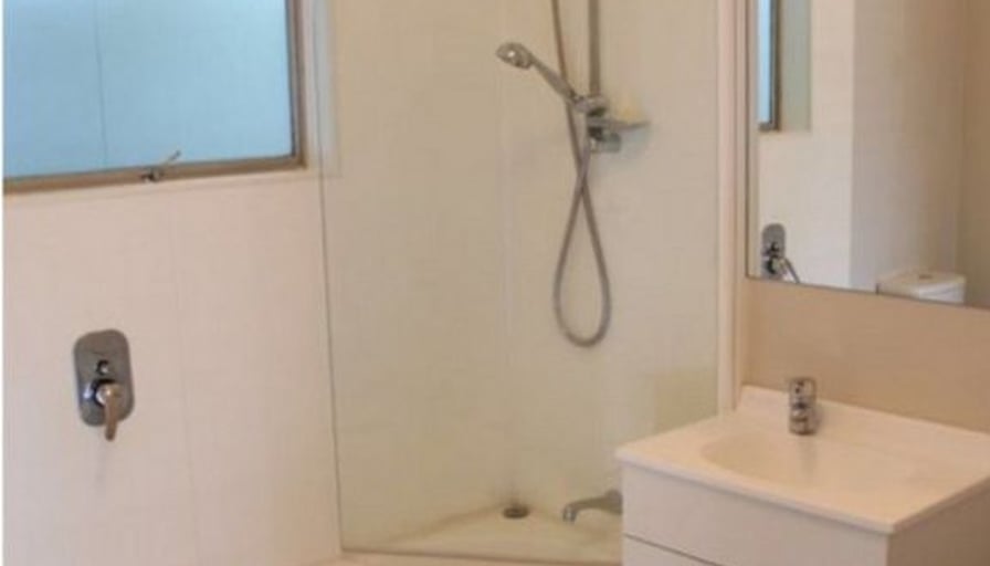 MISSION BAY CHARMER 21 Thatcher Street, Mission B... Roomies.co.nz