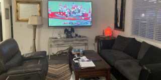Photo of Clifton Hinds's room