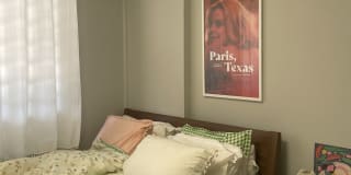 Photo of Jen's room