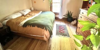 Photo of LINDSAY's room