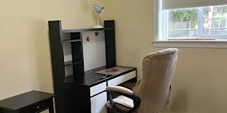 Peter Tudisco's room