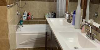 Photo of Alice.'s room