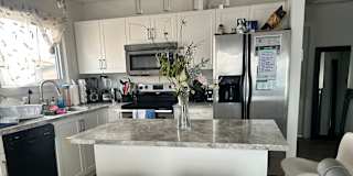 Katy Saunders's room