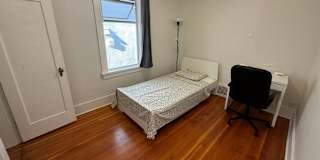 Photo of Shahram's room