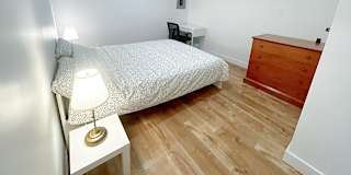 Photo of Shahram's room