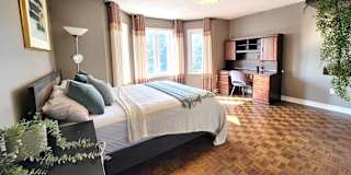 Ling Xiao Chen's room