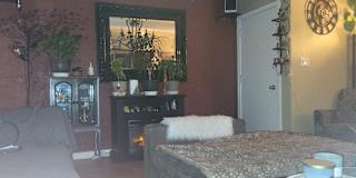 leah e Hubert's room