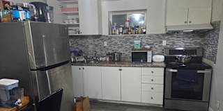 Amandeep Jakhu's room