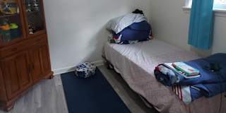 ALLAN AISTROP's room