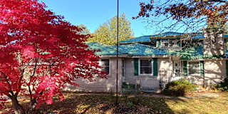 Photo of Andrew Hwang's room