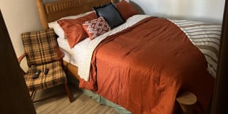 Photo of Jeffrey's room
