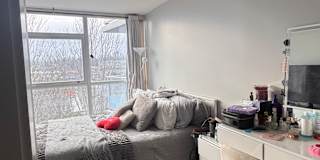 Nicolle Pereira's room