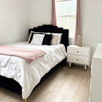 Photo of Elyse's room