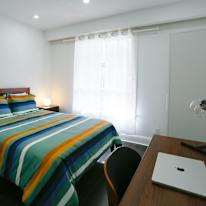 farnaz hosseini's room