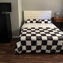 Photo of vi's room