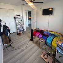 Photo of rhonda Janson's room