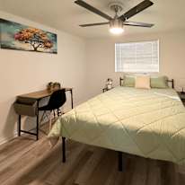 Photo of PadSplit's room