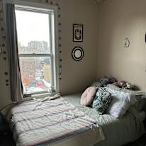 Photo of lauren tylliros's room