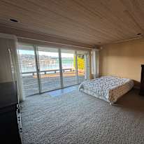 Photo of Rich james's room