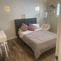 Photo of Jen's room