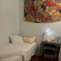 Photo of Taryn's room