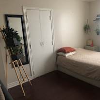 Photo of Vincent Molumby's room