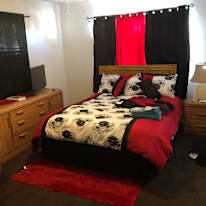 Photo of Barboure's room