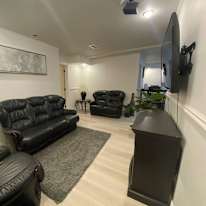 Rooms Available's room