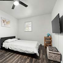 Photo of Elliott's room
