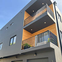 Photo of Vic's Luxurious New Townhouse with two Private Bedroom & Bathroom's room