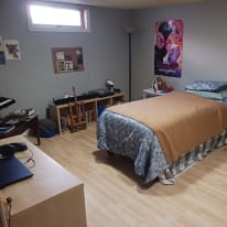 Photo of Ben, Savannah, Erin, and Kirsten's room