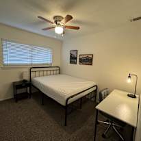 Photo of PadSplit's room