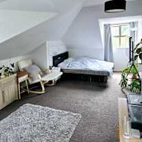Photo of Thomas's room