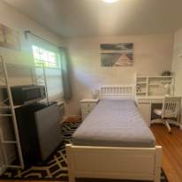 Photo of Vivien's room